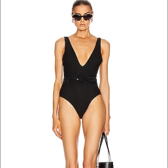 ❌SOLD ❌JONATHAN SIMKHAI
Seaton Lace Up One-Piece Swimsuit - Picture 2 of 11